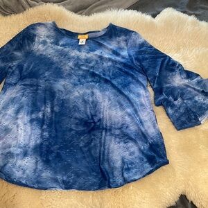 Ruby Rd. Blue Relaxed top with bell sleeves